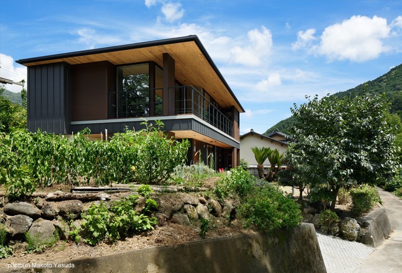 東伊豆の家 by Kimizuka Architects